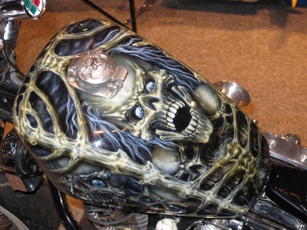 Dutch airbrush: Custom paint