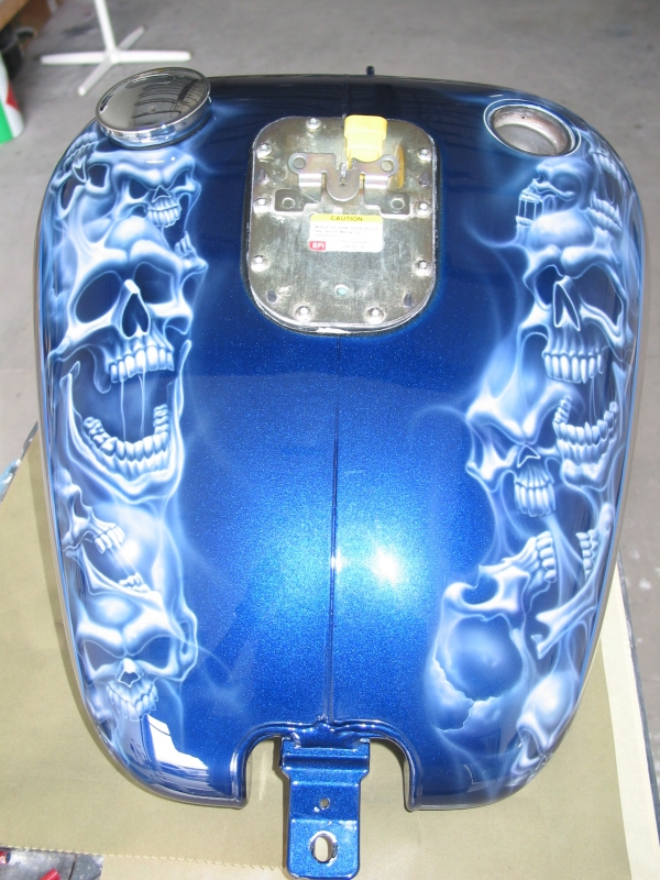 Skulls on Softail Heritage - Pastrana Unlimited - Airbrush Artwoks