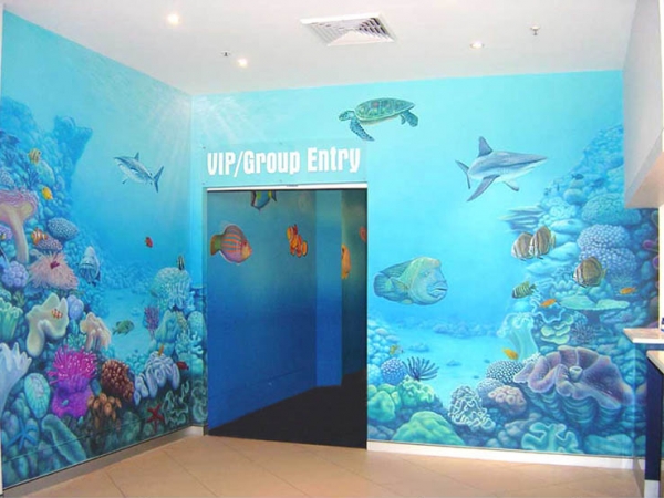 Mural painting in Sydney Aquarium entrance - Airbrush Murales