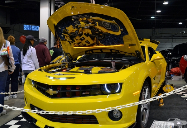 Bumble Bee n Ford Mustang