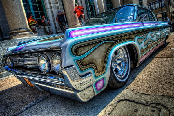 Amazing Blue Flamed Lowrider - Kustom Airbrush