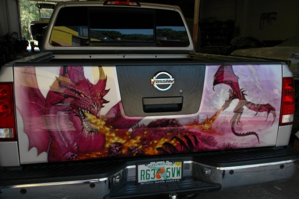 Airbrush Custom dragons | David Webster