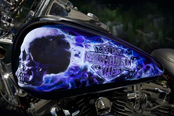 Amazing Phtoralism - Kustom Airbrush HD Tank by anthonyairbrush.com - Fotorealismo