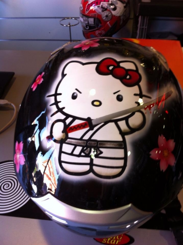 HELLO KITTY - Airbrush Artwoks