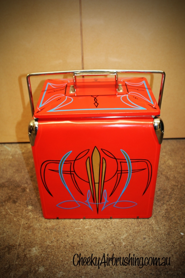 pinstriping nevera