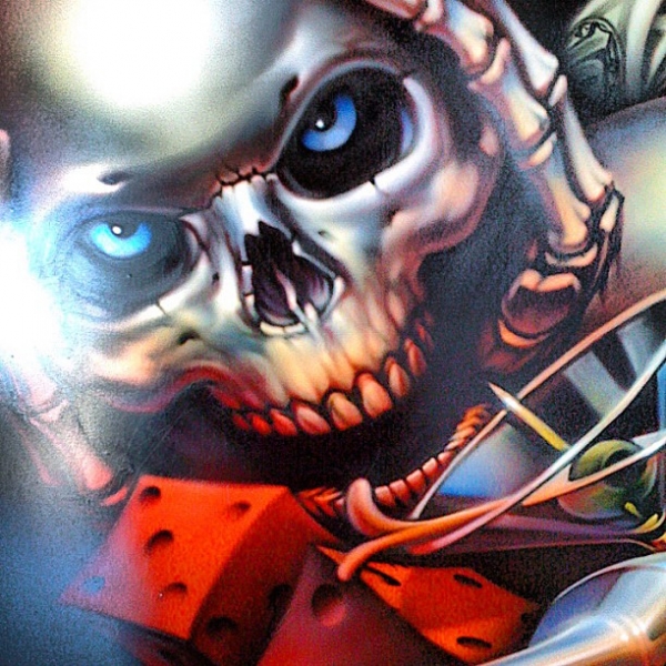 Skull and dice airbrush artwork