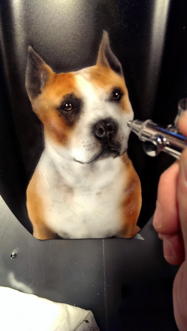 Dog on bike fender - Kustom Airbrush