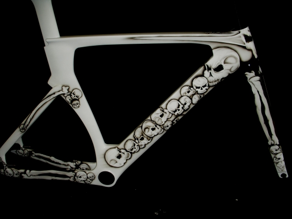 bicycle skull black and white