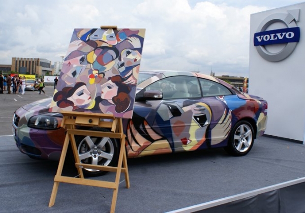 Airbrush ART on Volvo - Favorite Art