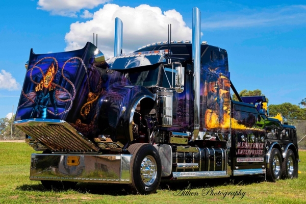 mega truck ghost rider - Kustom Airbrush