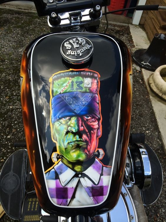 True Franke Kustom - Kustom Airbrush