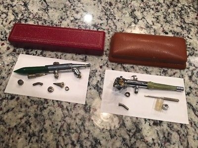 $66.66 for 2 Vintage Paasche Airbrush w/ Cases Green Bakelite Turbine - Things To Buy