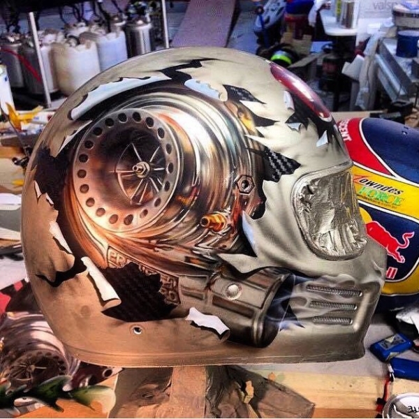 Arts Kulture Kustom: "Art in Helmet By: