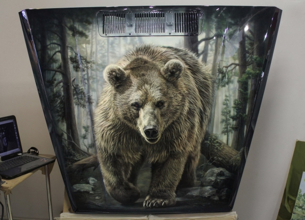 Bear on the Hood - 3 - Airbrush artwork by Art-Tehnika - Airbrush Step by Step