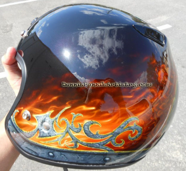 Helmet for a smoke diver.

facebook.com/dennispanzikartistry
