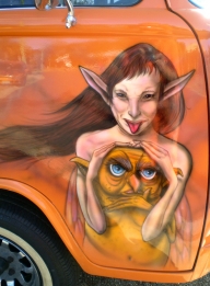 Kombi called "twisted pixie" drivers Door - AUTO ART