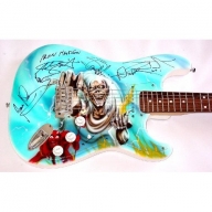 $5,397.00 - Autographed Signed Killer Airbrush Skull Guitar: Everything Else - Favorite Art