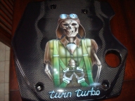 Carbon engine cover with airbrush - Airbrush Artwoks