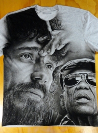 2 Airbrush Portraits on Tshirt - Photorealism