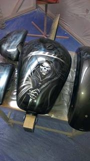 (13) Julia Tapp - Kustom Airbrush