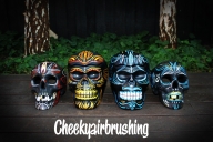 Pinstriping skulls - Cheekyairbrushing com au
