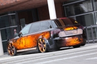 Schön geschnitzt: Audi A4 in Holz-Optik - Tuning Airbrush