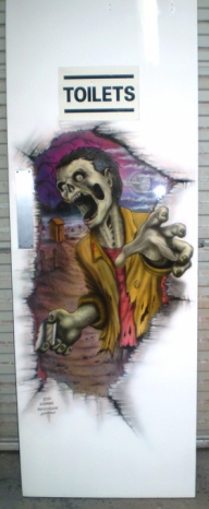 Toilet door Zombie - Airbrush Artwoks