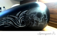 Airbrush Skull on Harley Tank - Kustom Airbrush