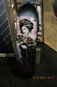 Geisha on Snowboard - Favorite Art