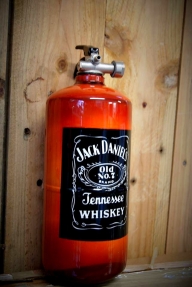 extincteur peinture Jack Daniel's - AADesign Kustom Airbrush 